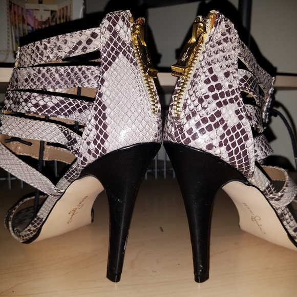 Report signature - Picture 5 of 7